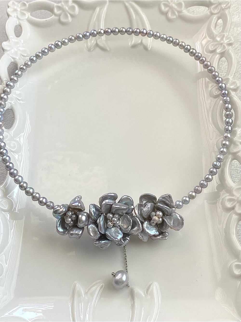 N310-Handmade High Quality Triple Petal Pearl Flower Bangle Necklace